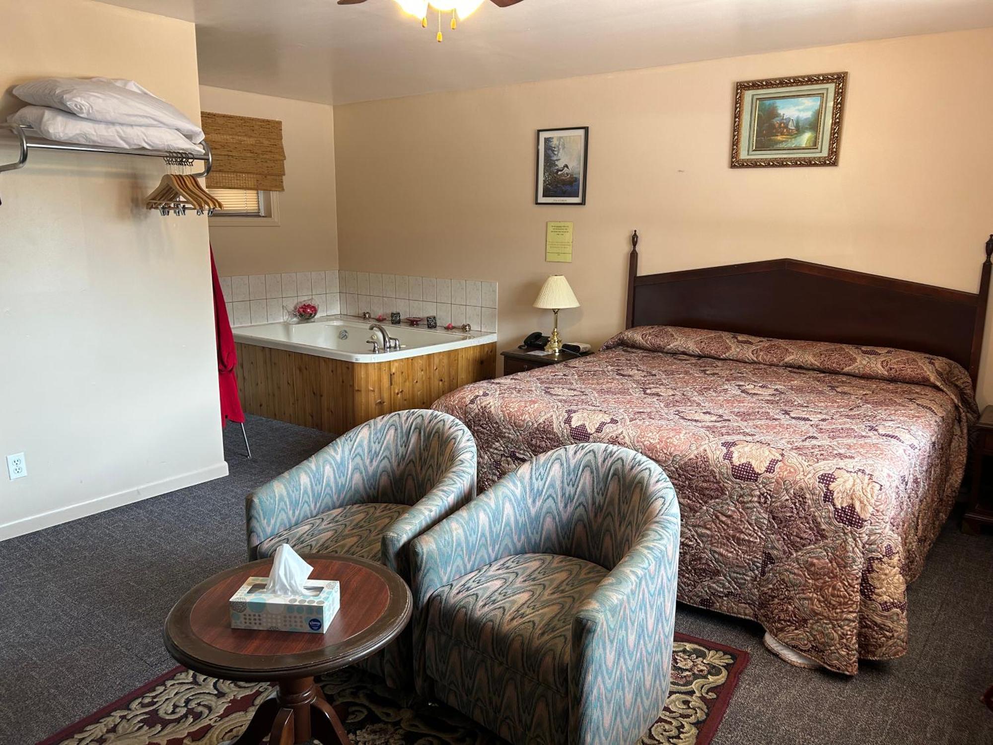 The Silver Birch Motel Годерич Екстериор снимка